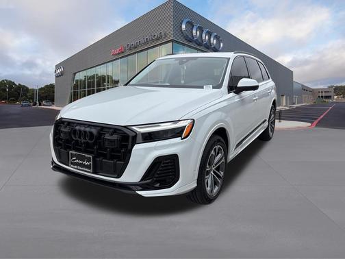 2026 Audi Q7 45 Premium Plus