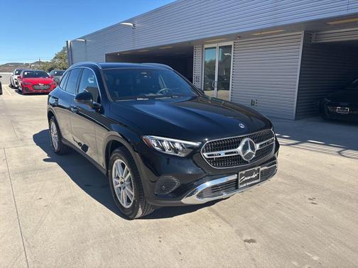 2025 Mercedes-Benz GLC 300 Base 4MATIC