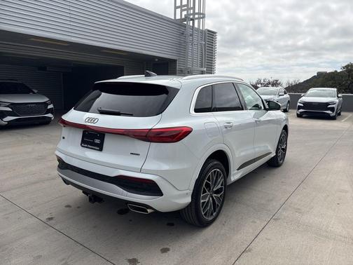 2025 Audi Q5 2.0T quattro Premium