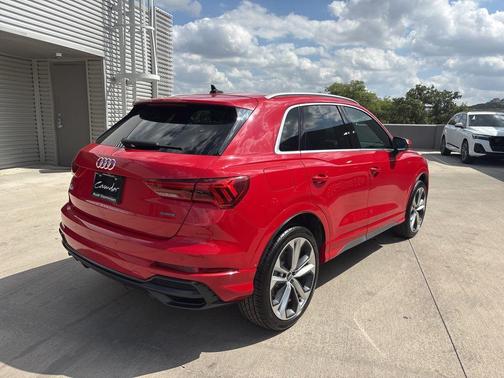 Tango Red Metallic 2020 Audi Q3 45 S line Premium Plus