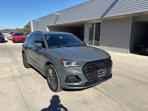 2024 Audi Q3 40 Premium