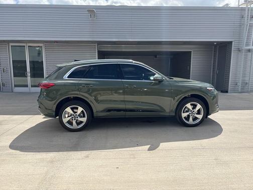 2025 Audi Q5 2.0T quattro Premium