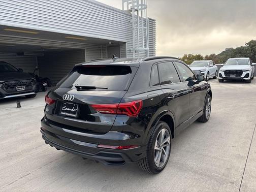 2025 Audi Q3 45 S line Premium