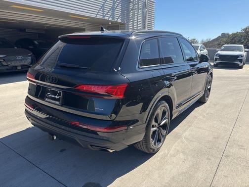 2026 Audi Q7 55 Premium Plus