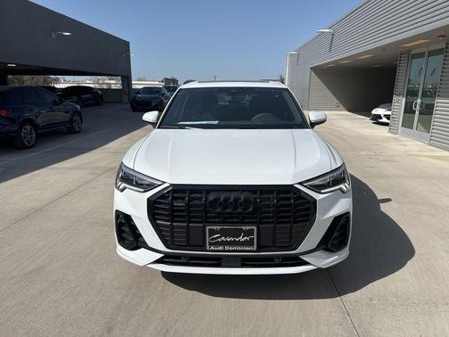 2025 Audi Q3 45 S line Premium