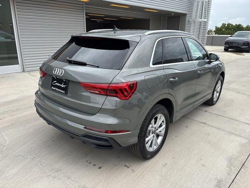 2025 Audi Q3 45 S line Premium