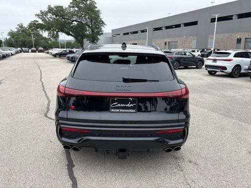 Mythos Black Metallic 2026 Audi SQ5 3.0T Premium Plus