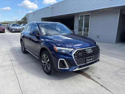 2022 Audi Q5 45 S line Premium Plus