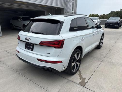 2023 Audi Q5 45 S line Premium Plus