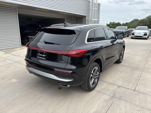 2025 Audi Q5 2.0T quattro Premium