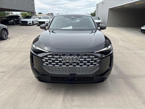 2025 Audi Q5 2.0T quattro Premium
