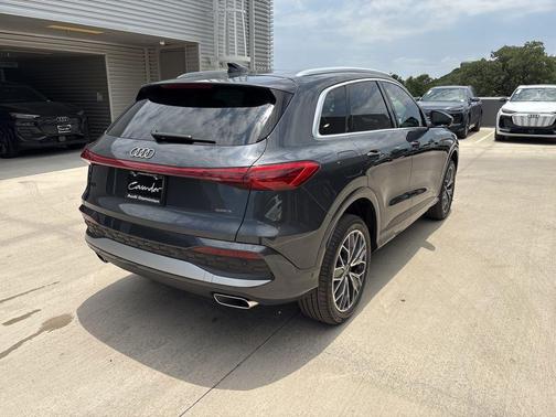 2025 Audi Q5 2.0T quattro Premium