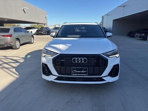 2025 Audi Q3 45 S line Premium