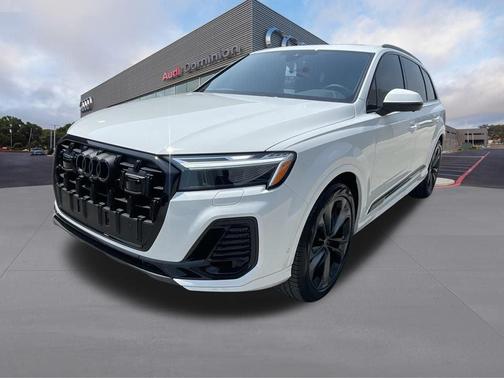 2025 Audi Q7 55 Premium Plus