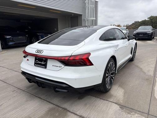 2026 Audi S e-tron GT Premium Plus