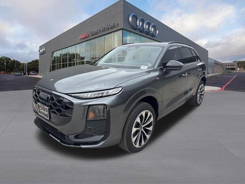2026 Audi Q3 S line