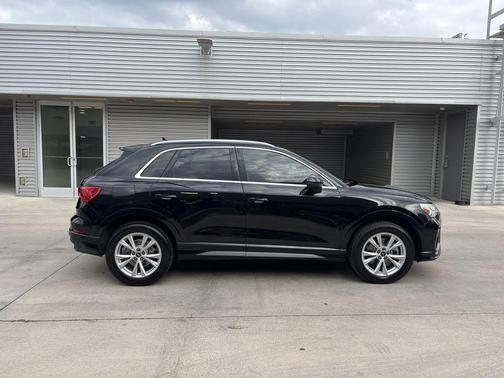 2022 Audi Q3 45 S line Premium Plus