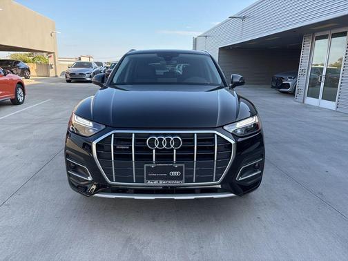 2024 Audi Q5 40 Premium