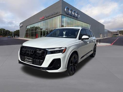 2026 Audi Q7 55 Premium Plus