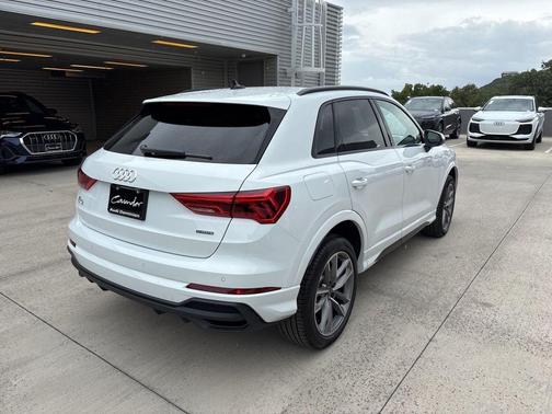 2025 Audi Q3 45 S line Premium