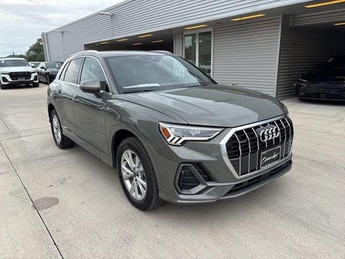 2025 Audi Q3 45 S line Premium