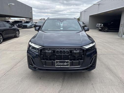 2026 Audi Q7 45 Premium Plus