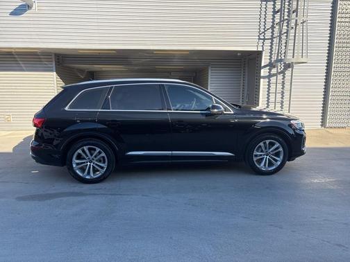 2026 Audi Q7 55 Prestige