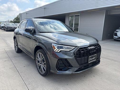 2025 Audi Q3 45 S line Premium