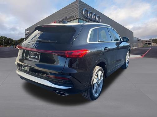 2025 Audi Q5 2.0T quattro Premium