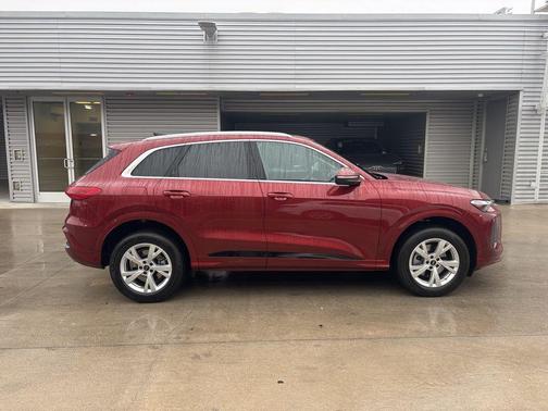 2025 Audi Q5 2.0T quattro Premium