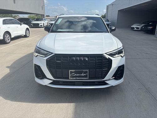 2025 Audi Q3 45 S line Premium