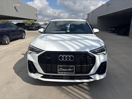 2025 Audi Q3 45 S line Premium