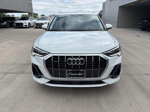 2024 Audi Q3 45 S line Premium