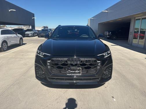 2026 Audi Q8 Prestige