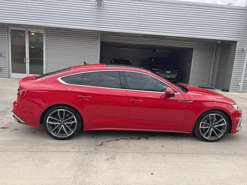 2022 Audi A5 45 S line quattro Premium