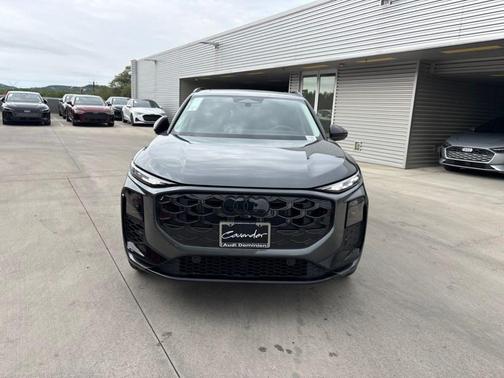 Daytona Gray Pearl 2026 Audi Q3 S line