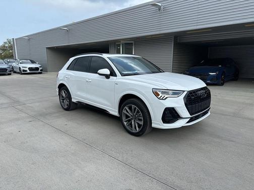 2025 Audi Q3 45 S line Premium