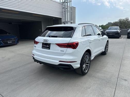 2025 Audi Q3 45 S line Premium