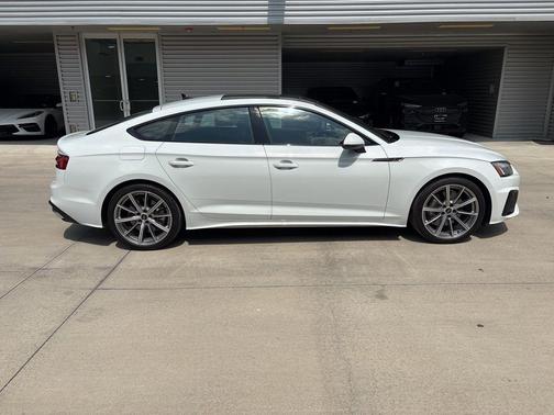 2025 Audi A5 Sportback 45 S line quattro Premium