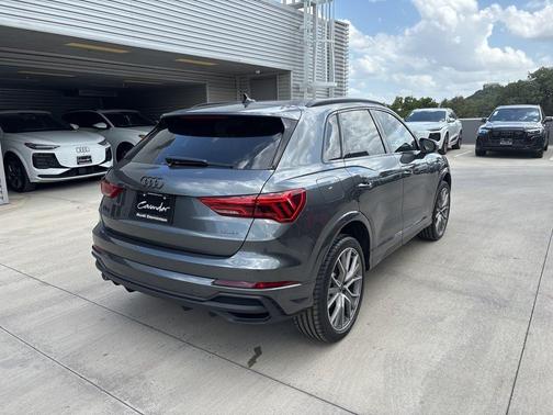 2025 Audi Q3 45 S line Premium