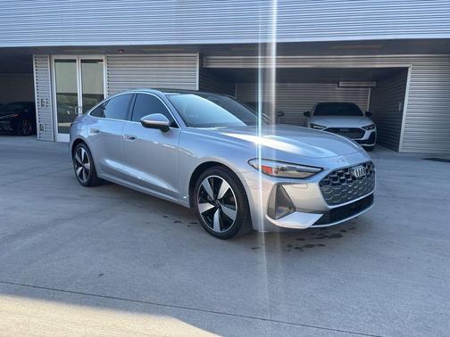 Florett Silver Metallic 2025 Audi A5 2.0T quattro Premium
