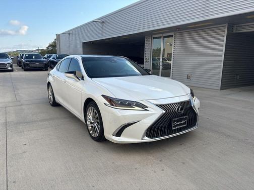 2019 Lexus ES 350 Ultra Luxury