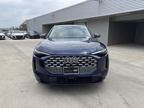 Navarra Blue Metallic 2025 Audi Q5 2.0T quattro Premium