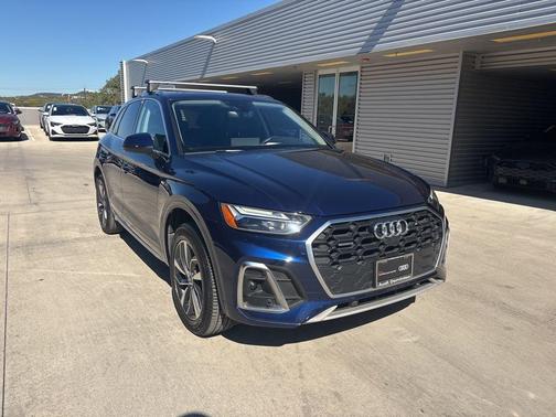 2022 Audi Q5 45 S line Premium Plus