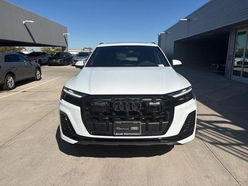 2025 Audi Q7 55 Premium