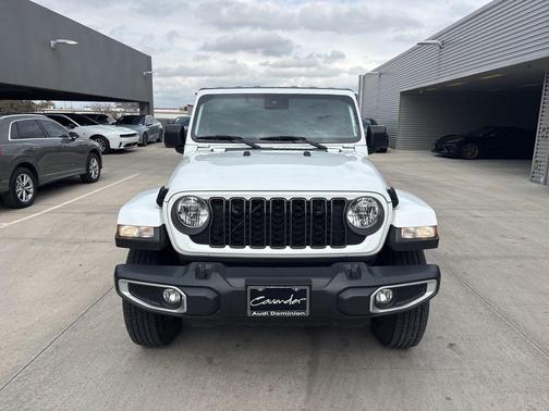 2024 Jeep Gladiator Sport