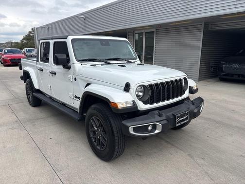 2024 Jeep Gladiator Sport