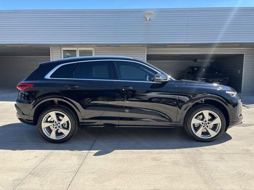 2025 Audi Q5 2.0T quattro Premium