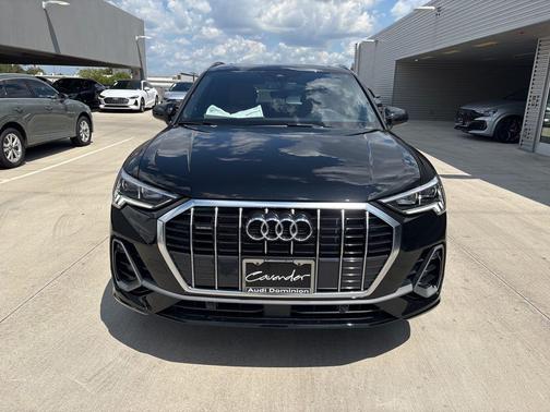 2025 Audi Q3 45 S line Premium