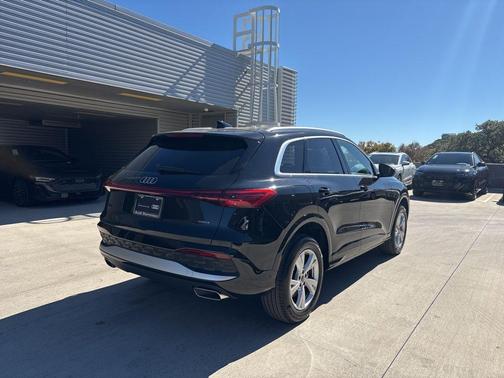 2025 Audi Q5 2.0T quattro Premium